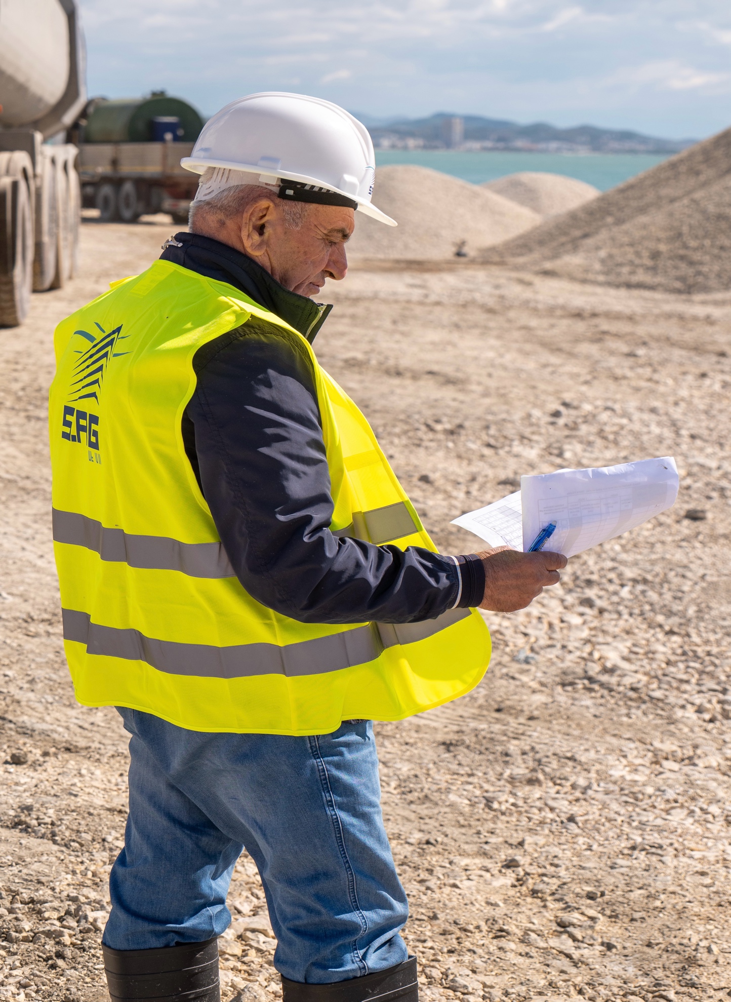 S.AG Construction - Punime Themeli