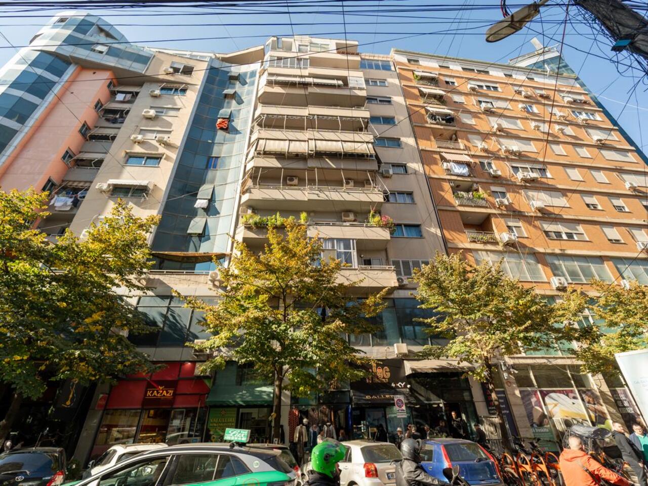 Ndërtesë Multifunksionale 10 kate +2 kate nëntokë_ Rruga Shinasi Dishnica